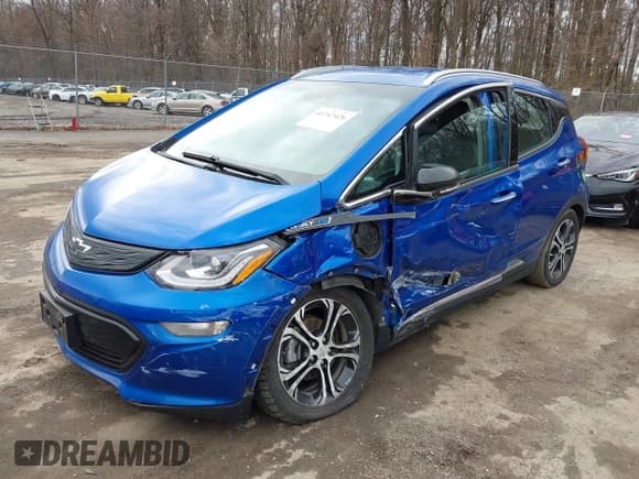 ✅ 2021 Chevrolet Bolt EV Premier • VIN: 1G1FZ6S0XM4102770 • Lot: 41747426. Wystawiony na IAAI z przebiegiem 61 983 mil. Bezpłatny archiwum sprzedaży aukcyjnych z USA i szczegółowy raport historii pojazdu na DreamBid. Zdjęcie 2.