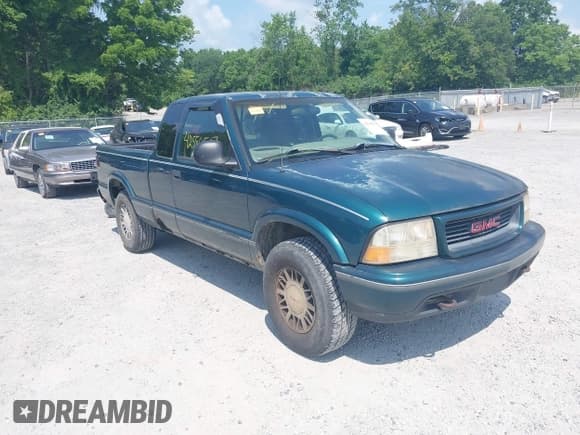 ✅ 1998 GMC Sonoma SLS • VIN: 1GTDT19W7W8511544 • Lot: 42580517. Listed on IAAI with 241,964 mi. Free auction sales archive from the USA and detailed vehicle history report at DreamBid. Image 1.