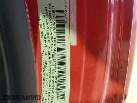 ✅ 2007 Volkswagen Beetle • VIN: 3VWRW31C07M519151 • Lot: 82686895. Listed on Copart with 136,641 mi. Free auction sales archive from the USA and detailed vehicle history report at DreamBid. Image 12.