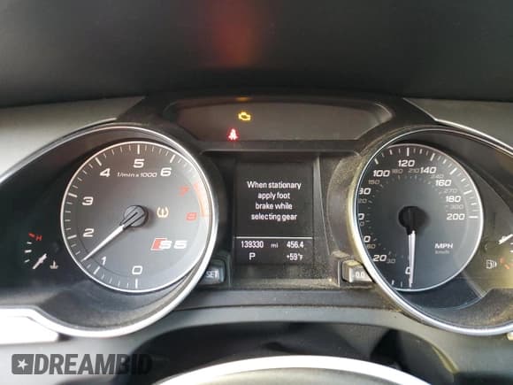 ✅ 2012 Audi S5 Premium Plus • VIN: WAUCVAFR2CA017629 • Лот: 52552015. Опубликован ранее на Copart с пробегом 139 330 миль. Бесплатный доступ к архиву аукционных продаж из США и подробный отчёт об истории автомобиля на DreamBid. Изображение 9.