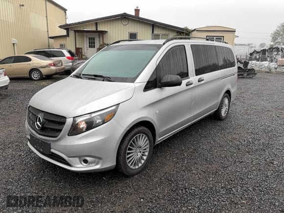 ✅ 2017 Mercedes-Benz Metris Passenger Worker • VIN: WD4PG2EE4H3222082 • Lot: 87420945. Wystawiony na Copart z przebiegiem 75 269 mil. Bezpłatny archiwum sprzedaży aukcyjnych z USA i szczegółowy raport historii pojazdu na DreamBid. Zdjęcie 2.