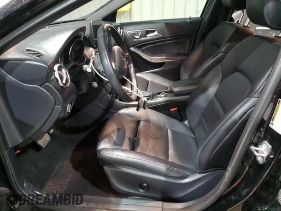 ✅ 2019 Mercedes-Benz GLA 250 • VIN: WDCTG4GB0KJ550748 • Lot: 92893285. Listed on Copart with 54,947 mi. Free auction sales archive from the USA and detailed vehicle history report at DreamBid. Image 7.