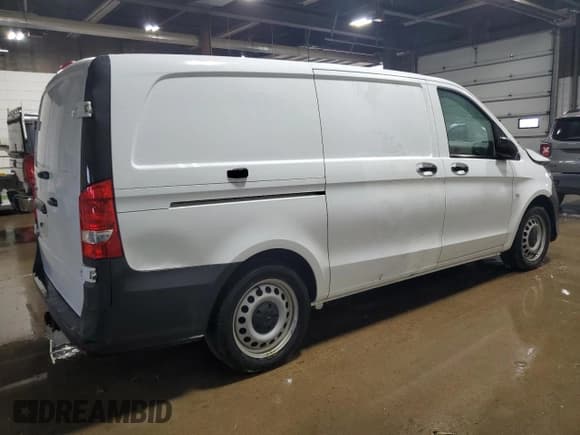 ✅ 2020 Mercedes-Benz Metris Cargo • VIN: W1YV0BEY5L3731098 • Lot: 61276905. Wystawiony na Copart z przebiegiem 193 964 mil. Bezpłatny archiwum sprzedaży aukcyjnych z USA i szczegółowy raport historii pojazdu na DreamBid. Zdjęcie 3.
