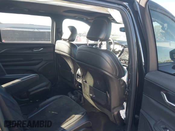 ✅ 2023 Jeep Grand Cherokee Altitude X • VIN: 1C4RJKAG1P8812950 • Lot: 43428952. Listed on IAAI with 33,890 mi. Free auction sales archive from the USA and detailed vehicle history report at DreamBid. Image 8.