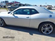 ✅ 2020 Dodge Challenger R/T • VIN: 2C3CDZBT5LH155077 • Lot: 43560315. Wystawiony na IAAI z przebiegiem 83 535 mil. Bezpłatny archiwum sprzedaży aukcyjnych z USA i szczegółowy raport historii pojazdu na DreamBid. Zdjęcie 15.