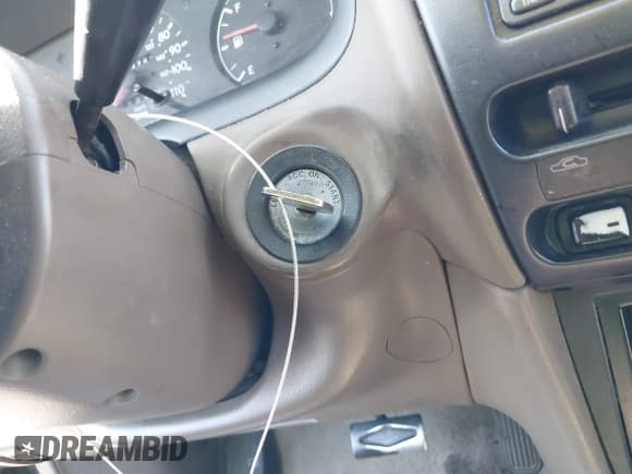 ✅ 1996 Toyota Corolla • VIN: 1NXBA02E8TZ493966 • Lot: 43775910. Listed on IAAI with 274,782 mi. Free auction sales archive from the USA and detailed vehicle history report at DreamBid. Image 11.