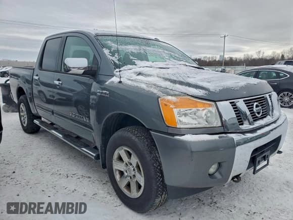 ✅ 2013 Nissan Titan SV • VIN: 1N6AA0EC4DN308802 • Lot: 91738155. Listed on Copart with 120,750 mi. Free auction sales archive from the USA and detailed vehicle history report at DreamBid. Image 4.