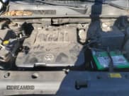 ✅ 2006 Toyota RAV4 Limited • VIN: JTMBK31VX66008238 • Лот: 82626215. Опубликован ранее на Copart с пробегом 288 519 миль. Бесплатный доступ к архиву аукционных продаж из США и подробный отчёт об истории автомобиля на DreamBid. Изображение 11.