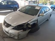 ✅ 2007 Toyota Solara SE • VIN: 4T1CE30P87U760379 • Lot: 43732681. Wystawiony na IAAI z przebiegiem 158 836 mil. Bezpłatny archiwum sprzedaży aukcyjnych z USA i szczegółowy raport historii pojazdu na DreamBid. Zdjęcie 2.