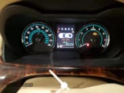 ✅ 2012 Jaguar XK • VIN: SAJWA4FB2CLB46480 • Лот: 41980835. Опубликован ранее на Copart с пробегом 108 940 миль. Бесплатный доступ к архиву аукционных продаж из США и подробный отчёт об истории автомобиля на DreamBid. Изображение 9.