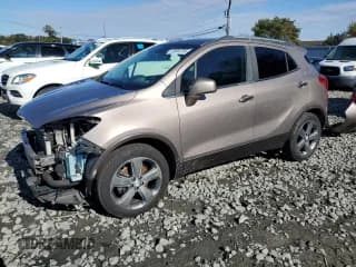 ✅ 2013 Buick Encore Convenience • VIN: KL4CJBSB7DB101416 • Lot: 85904785. Wystawiony na Copart z przebiegiem 152 769 mil. Bezpłatny archiwum sprzedaży aukcyjnych z USA i szczegółowy raport historii pojazdu na DreamBid. Zdjęcie 1.