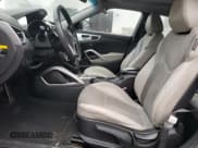 ✅ 2013 Hyundai Veloster w/Black Int • VIN: KMHTC6AD6DU093027 • Lot: 44786225. Wystawiony na Copart z przebiegiem 132 213 mil. Bezpłatny archiwum sprzedaży aukcyjnych z USA i szczegółowy raport historii pojazdu na DreamBid. Zdjęcie 7.