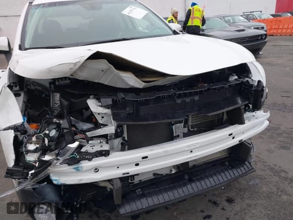 ✅ 2019 Subaru Outback Touring • VIN: 4S4BSETC9K3304530 • Лот: 41357791. Опубликован ранее на IAAI с пробегом 19 372 миль. Бесплатный доступ к архиву аукционных продаж из США и подробный отчёт об истории автомобиля на DreamBid. Изображение 6.