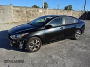 ✅ 2021 Kia Forte LXS • VIN: 3KPF24AD7ME349599 • Лот: 90785785. Опубликован ранее на Copart с пробегом 104 487 миль. Бесплатный доступ к архиву аукционных продаж из США и подробный отчёт об истории автомобиля на DreamBid. Изображение 1.