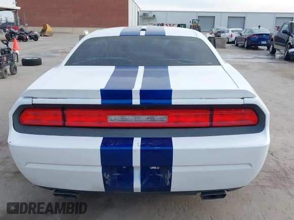 ✅ 2014 Dodge Challenger Rallye Redline • VIN: 2C3CDYAG1EH101082 • Lot: 41367959. Wystawiony na IAAI z przebiegiem 144 923 mil. Bezpłatny archiwum sprzedaży aukcyjnych z USA i szczegółowy raport historii pojazdu na DreamBid. Zdjęcie 16.