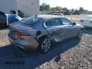 ✅ 2020 Jaguar XE S • VIN: SAJAJ4FX5LCP65044 • Lot: 84404915. Wystawiony na Copart z przebiegiem 26 696 mil. Bezpłatny archiwum sprzedaży aukcyjnych z USA i szczegółowy raport historii pojazdu na DreamBid. Zdjęcie 3.