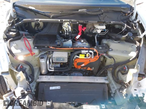 ✅ 2023 Tesla Model Y Long Range • VIN: 7SAYGAEE1PF828338 • Lot: 40978725. Wystawiony na IAAI z przebiegiem Nie podano. Bezpłatny archiwum sprzedaży aukcyjnych z USA i szczegółowy raport historii pojazdu na DreamBid. Zdjęcie 10.