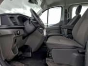 ✅ 2024 Ford Transit Passenger XLT • VIN: 1FBAX2Y84RKA86344 • Lot: 95713775. Wystawiony na Copart z przebiegiem 6 993 mil. Bezpłatny archiwum sprzedaży aukcyjnych z USA i szczegółowy raport historii pojazdu na DreamBid. Zdjęcie 7.