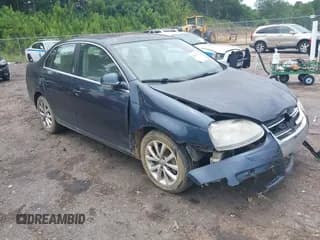 ✅ 2010 Volkswagen Jetta SE • VIN: 3VWRX7AJ9AM008757 • Lot: 42595417. Listed on IAAI with 169,762 mi. Free auction sales archive from the USA and detailed vehicle history report at DreamBid. Image 1.