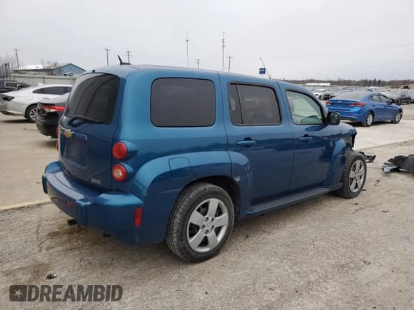 ✅ 2010 Chevrolet HHR LS • VIN: 3GNBAADB7AS567900 • Lot: 82139334. Listed on Copart with 189,017 mi. Free auction sales archive from the USA and detailed vehicle history report at DreamBid. Image 3.