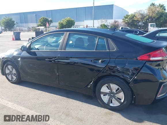 ✅ 2019 Hyundai Ioniq Blue • VIN: KMHC65LC9KU145107 • Lot: 43657559. Listed on IAAI with 200,453 mi. Free auction sales archive from the USA and detailed vehicle history report at DreamBid. Image 6.