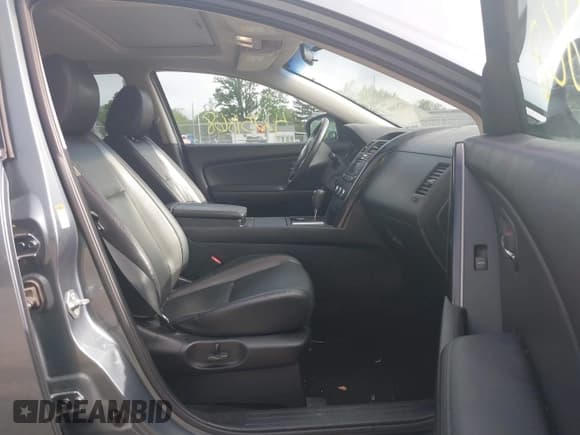 ✅ 2010 Mazda CX-9 Grand Touring • VIN: JM3TB3MA3A0220253 • Лот: 42251868. Опубликован ранее на IAAI с пробегом 141 798 миль. Бесплатный доступ к архиву аукционных продаж из США и подробный отчёт об истории автомобиля на DreamBid. Изображение 5.