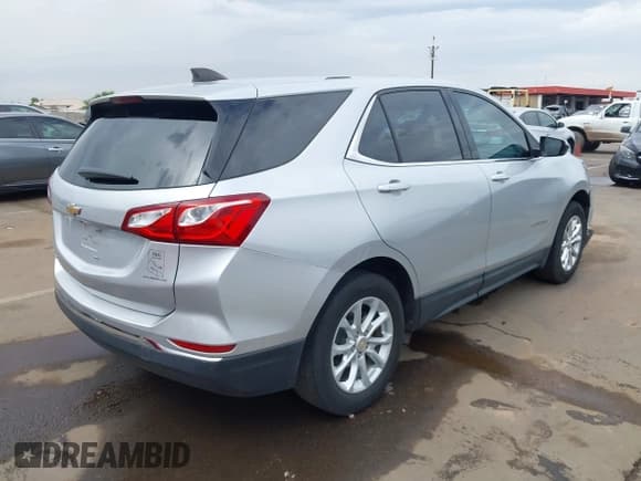 ✅ 2019 Chevrolet Equinox LT • VIN: 2GNAXKEV5K6260122 • Лот: 43362414. Опубликован ранее на IAAI с пробегом 71 791 миль. Бесплатный доступ к архиву аукционных продаж из США и подробный отчёт об истории автомобиля на DreamBid. Изображение 4.