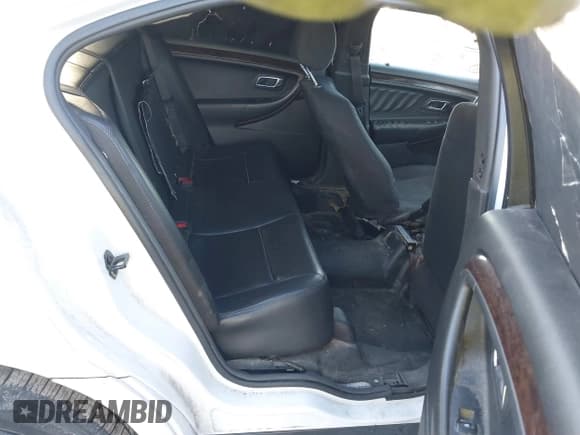 ✅ 2013 Ford Police Interceptor • VIN: 1FAHP2M89DG132381 • Lot: 41390079. Wystawiony na IAAI z przebiegiem 191 827 mil. Bezpłatny archiwum sprzedaży aukcyjnych z USA i szczegółowy raport historii pojazdu na DreamBid. Zdjęcie 8.