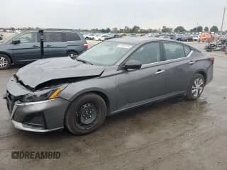 ✅ 2025 Nissan Altima S • VIN: 1N4BL4BV9SN313334 • Лот: 81557275. Опубликован ранее на Copart с пробегом 11 623 миль. Бесплатный доступ к архиву аукционных продаж из США и подробный отчёт об истории автомобиля на DreamBid. Изображение 1.