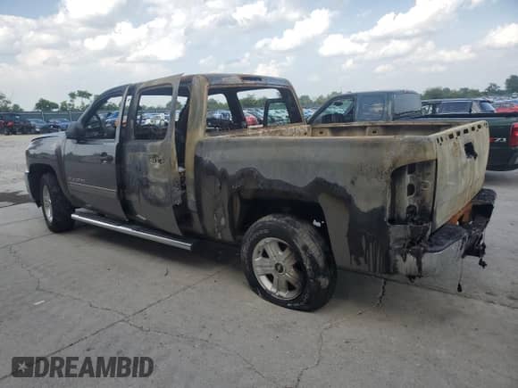 2013 Chevrolet Silverado 1500 LT с VIN 3GCPKSE72DG204844, выставлен на аукционе Copart как лот 81576085 с пробегом Не указан миль и На запчасти • Non repairable. История ставок и продаж доступна на DreamBid. Изображение 2.