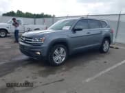 ✅ 2019 Volkswagen Atlas SE • VIN: 1V2UR2CA5KC588372 • Lot: 43312054. Wystawiony na IAAI z przebiegiem 74 019 mil. Bezpłatny archiwum sprzedaży aukcyjnych z USA i szczegółowy raport historii pojazdu na DreamBid. Zdjęcie 18.