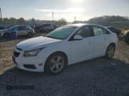 ✅ 2014 Chevrolet Cruze 2LT • VIN: 1G1PE5SB5E7129385 • Лот: 90288105. Опубликован ранее на Copart с пробегом 123 682 миль. Бесплатный доступ к архиву аукционных продаж из США и подробный отчёт об истории автомобиля на DreamBid. Изображение 1.