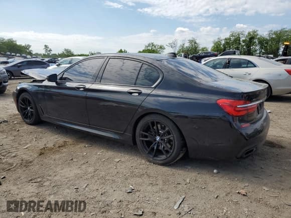 ✅ 2019 BMW 7 Series 750i xDrive • VIN: WBA7B0C54KG527501 • Lot: 56208675. Wystawiony na Copart z przebiegiem 34 471 mil. Bezpłatny archiwum sprzedaży aukcyjnych z USA i szczegółowy raport historii pojazdu na DreamBid. Zdjęcie 2.