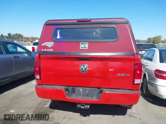 ✅ 2015 Ram 1500 Tradesman • VIN: 1C6RR7FG0FS597147 • Lot: 43514278. Wystawiony na IAAI z przebiegiem 230 356 mil. Bezpłatny archiwum sprzedaży aukcyjnych z USA i szczegółowy raport historii pojazdu na DreamBid. Zdjęcie 16.