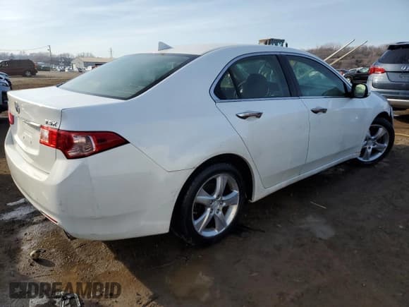 ✅ 2013 Acura TSX Technology • VIN: JH4CU2F65DC001348 • Lot: 48589615. Listed on Copart with 83,872 mi. Free auction sales archive from the USA and detailed vehicle history report at DreamBid. Image 3.