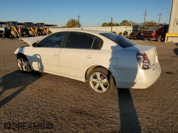 ✅ 2006 Nissan Altima S • VIN: 1N4AL11D86N327525 • Lot: 91927575. Listed on Copart with 201,995 mi. Free auction sales archive from the USA and detailed vehicle history report at DreamBid. Image 2.