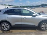✅ 2021 Ford Escape SEL • VIN: 1FMCU0H6XMUB20523 • Lot: 42446320. Wystawiony na IAAI z przebiegiem 37 681 mil. Bezpłatny archiwum sprzedaży aukcyjnych z USA i szczegółowy raport historii pojazdu na DreamBid. Zdjęcie 14.