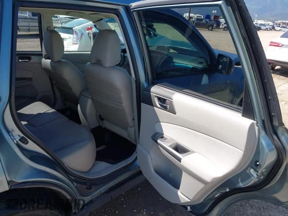 ✅ 2012 Subaru Forester X Limited • VIN: JF2SHAEC6CH449409 • Лот: 42660336. Опубликован ранее на IAAI с пробегом 97 242 миль. Бесплатный доступ к архиву аукционных продаж из США и подробный отчёт об истории автомобиля на DreamBid. Изображение 8.