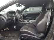 ✅ 2023 Dodge Challenger GT • VIN: 2C3CDZKG2PH512756 • Lot: 43626525. Wystawiony na Copart z przebiegiem 21 533 mil. Bezpłatny archiwum sprzedaży aukcyjnych z USA i szczegółowy raport historii pojazdu na DreamBid. Zdjęcie 7.