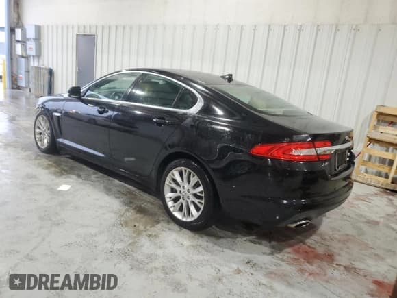 ✅ 2013 Jaguar XF RWD • VIN: SAJWA0E71D8S69937 • Лот: 71002474. Опубликован ранее на Copart с пробегом 111 919 миль. Бесплатный доступ к архиву аукционных продаж из США и подробный отчёт об истории автомобиля на DreamBid. Изображение 2.