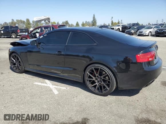 ✅ 2015 Audi RS 5 • VIN: WUAC6AFR9FA901588 • Lot: 61548775. Listed on Copart with 84,874 mi. Free auction sales archive from the USA and detailed vehicle history report at DreamBid. Image 2.