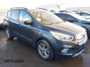 ✅ 2019 Ford Escape SEL • VIN: 1FMCU0HD9KUB53833 • Лот: 43632344. Опубликован ранее на IAAI с пробегом 92 512 миль. Бесплатный доступ к архиву аукционных продаж из США и подробный отчёт об истории автомобиля на DreamBid. Изображение 1.