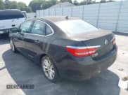 ✅ 2013 Buick Verano • VIN: 1G4PP5SK2D4141832 • Lot: 43176280. Wystawiony na IAAI z przebiegiem 97 828 mil. Bezpłatny archiwum sprzedaży aukcyjnych z USA i szczegółowy raport historii pojazdu na DreamBid. Zdjęcie 3.