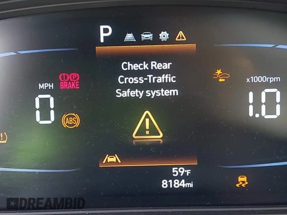 ✅ 2024 Hyundai Venue SEL • VIN: KMHRC8A31RU316286 • Lot: 41575128. Listed on IAAI with 8,184 mi. Free auction sales archive from the USA and detailed vehicle history report at DreamBid. Image 16.