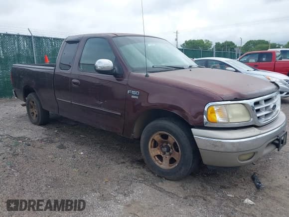✅ 2000 Ford F-150 XL • VIN: 1FTRX17L9YKA72954 • Lot: 42522195. Listed on IAAI with 187,152 mi. Free auction sales archive from the USA and detailed vehicle history report at DreamBid. Image 1.