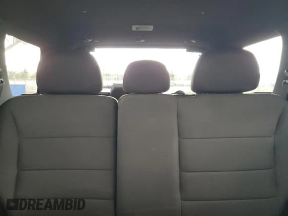 ✅ 2010 Ford Escape XLT • VIN: 1FMCU0DG8AKA08308 • Lot: 81988545. Wystawiony na Copart z przebiegiem 232 941 mil. Bezpłatny archiwum sprzedaży aukcyjnych z USA i szczegółowy raport historii pojazdu na DreamBid. Zdjęcie 10.