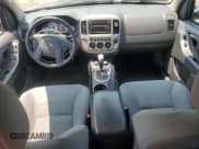 ✅ 2006 Ford Escape Hybrid • VIN: 1FMCU96H86KB36291 • Lot: 64482105. Wystawiony na Copart z przebiegiem 224 253 mil. Bezpłatny archiwum sprzedaży aukcyjnych z USA i szczegółowy raport historii pojazdu na DreamBid. Zdjęcie 8.