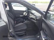 ✅ 2019 Nissan Kicks SV • VIN: 3N1CP5CU2KL509990 • Lot: 42657448. Wystawiony na IAAI z przebiegiem 52 459 mil. Bezpłatny archiwum sprzedaży aukcyjnych z USA i szczegółowy raport historii pojazdu na DreamBid. Zdjęcie 5.