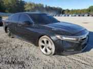 ✅ 2018 Honda Accord Touring • VIN: 1HGCV2F97JA001840 • Lot: 82438225. Wystawiony na Copart z przebiegiem 116 160 mil. Bezpłatny archiwum sprzedaży aukcyjnych z USA i szczegółowy raport historii pojazdu na DreamBid. Zdjęcie 4.