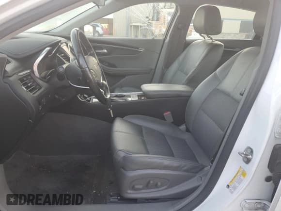 ✅ 2018 Chevrolet Impala LT • VIN: 2G1105SAXJ9153573 • Лот: 70662114. Опубликован ранее на Copart с пробегом 196 553 миль. Бесплатный доступ к архиву аукционных продаж из США и подробный отчёт об истории автомобиля на DreamBid. Изображение 7.